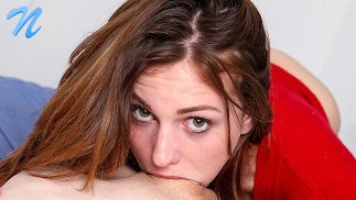 娇小的少女凯西·蔡斯（Kasey Chase）满嘴精液