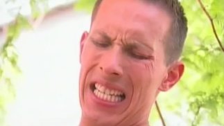 Сосание подвешенного шпильки