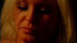 Порно Лисички 11 - Сцена 8