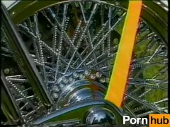 Biker Girls Going Crazy 02 - Part 3 - Screenshot 13 of 16 - Motorcycle