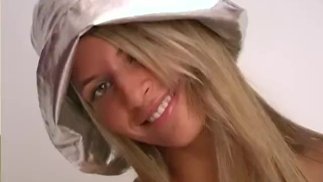 Stretto Teen Strisce E Prende In Giro