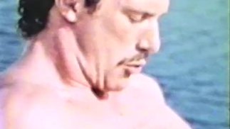 Gay Peepshow Loops 303 70's y 80's - Escena 4