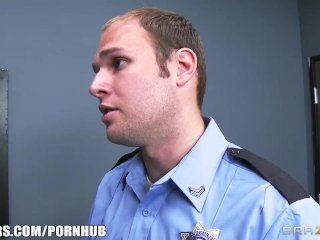 Megan Salinas gives a conjugal visit to a big dicked Brit screenshot number 1