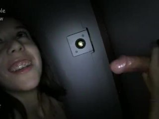 Dva Latina Teens Navštívit Gloryhole