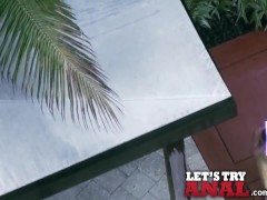 Mofos - Riania Belle takes it in the ass - Screenshot 1 of 16 - Busty