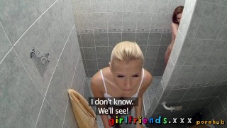 Girlfriends XXX Dziewczyny Dwie Napalone Czeskie Dziewczyny Mają Gorący Gorący Seks Pod Prysznicem