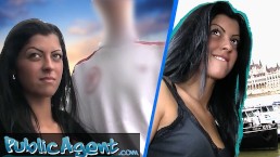 PublicAgent Beautiful брюнетка трахается в отеле, пока ее парень ждет снаружи