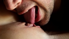 licking