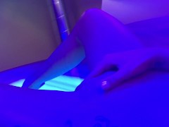 Tanning Tease - Screenshot 4 of 16 - Amateur