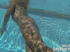 Voyeur adventure goes hardcore...