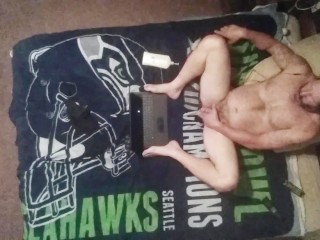 Seahawk Fan Masturbeert Op Mijn Bed Met Plafondcamera.