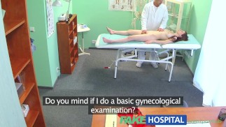 FakeHospital Gorgeous teen wants to learn how to have unprotected sex