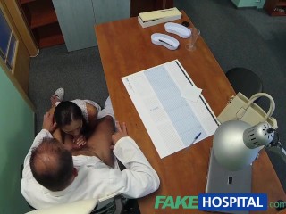 FakeHospital: русская телочка оказывает доктору сексуальную услугу