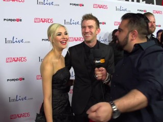 Entrevista do PornhubTV Sophia Knight &danny D Red Carpet 2015 AVN
