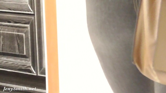 Culotte Serrée et Chatte Moulée