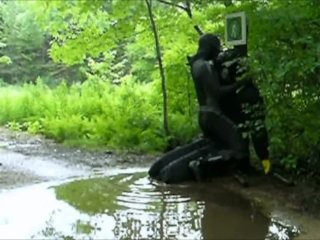 frogman puddle hump