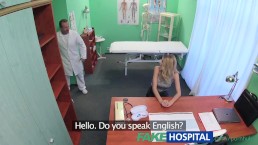 FakeHospital - Fighetta stretta fa venire il dottore due volte