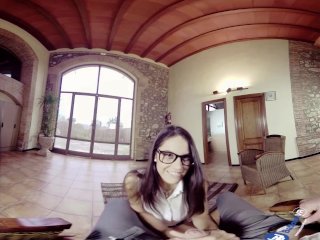 BaDoinkVR 180 -  Naughty Schoolgirl Gets A D: Carolina Abril screenshot number 2