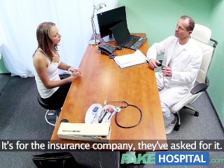 FakeHospital Doctor gives sex support to patient screenshot number 1