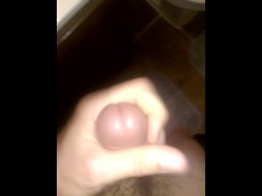 Jerking before a shower - Screenshot 13 of 16 - Masturbate