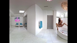 VR Bangers – Brasileira Safada Esfregando a Buceta Molhada