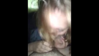 Beauitful Eyed Blonde Gives Head