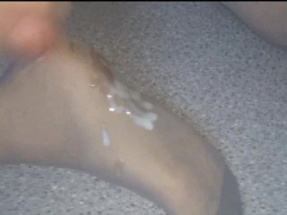 nylon feet, amateur deutschland, cumshot, masturbate