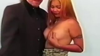 Ретро азиатки любительское отсасывание члена