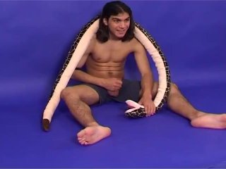 Fabulous turkish Aladin fucks his ass with oiled fingers