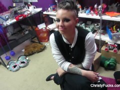 Behind the scenes with pornstar Christy Mack - Screenshot 7 of 16 - Big Boobs