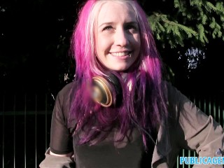 PublicAgent American slut talks dirty fucking outdoors in Prague Video