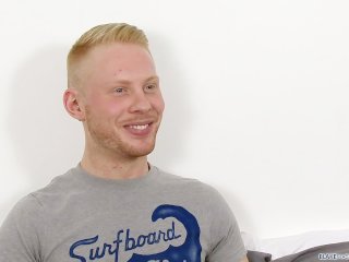 Andro Maas jerks his white dick