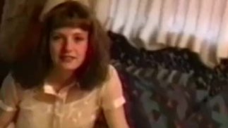 Amateur Retro Babe