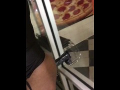 Little Ceasers - Screenshot 1 of 16 - Sissy