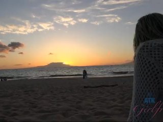 Hot date with Peyton Coast ends with jizz in her_cooch