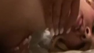 Черное любительское собачье стайлинг после орального