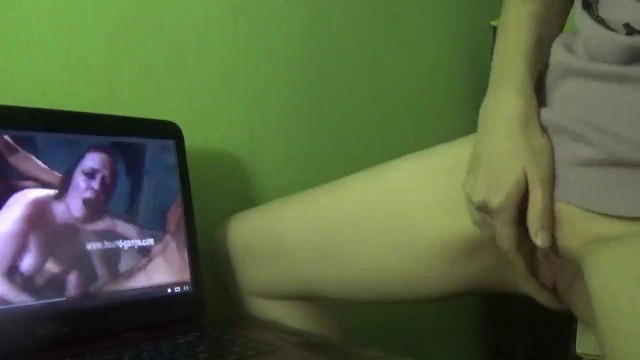 Dry Humping Orgasm while Watching Porn - Laura Fatalle