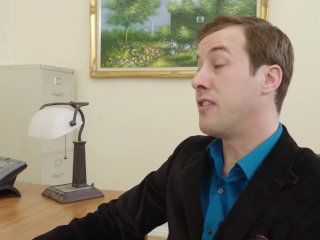 Horny MILF Boss Sarah Employee for Sex screenshot number 2