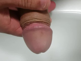 Pissing into my Foreskin before Massaging my Glans to Orgasm