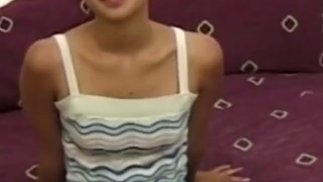 Молодую азиатскую киску долбили после того, как ее лизнули