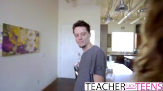 Hete trio seks voor de leeraar en een leerling