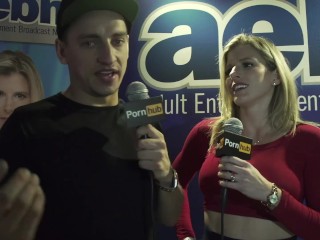 Courtney Taylor AVN 2016 et Cory Chase Interviews