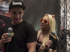 AVN 2016 Alix Lynx and Nikki Delano Interviews - Screenshot 6 of 16 - Pornhubtv