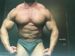 22 Year old Bodybuilder Strips for the Shower on JockMenLive Cams