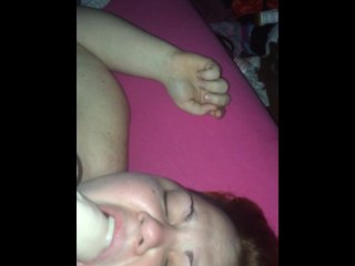 Bigroundbooty gets mouth toyed