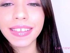 MODEL GETS FUCKED BY AGENT AT CASTING AUDITION - Screenshot 6 of 16 - Lanewgirl