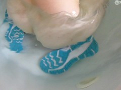 Naked with my Nikes : XXSMILEY - Screenshot 11 of 16 - Smiley Bends