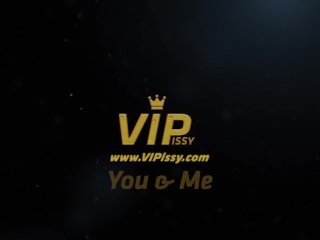 Dildo play for piss soaked European babes