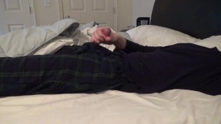 Johnnyizfine's Jerking Off And Hard Cumming In Bed For Hannah