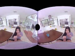 VirtualRealPorn.com - All day long - Screenshot 11 of 16 - Czech